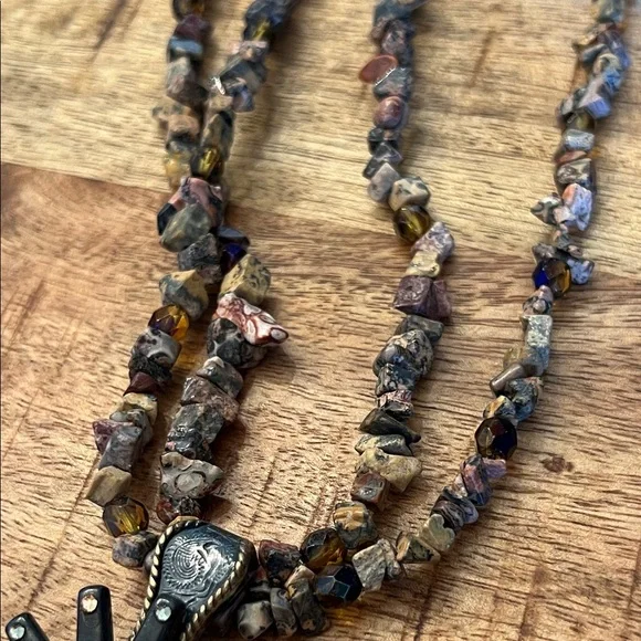 Western Jasper Beaded Necklace with Sunburst Concho Spur Pendant - Picture 4 of 6